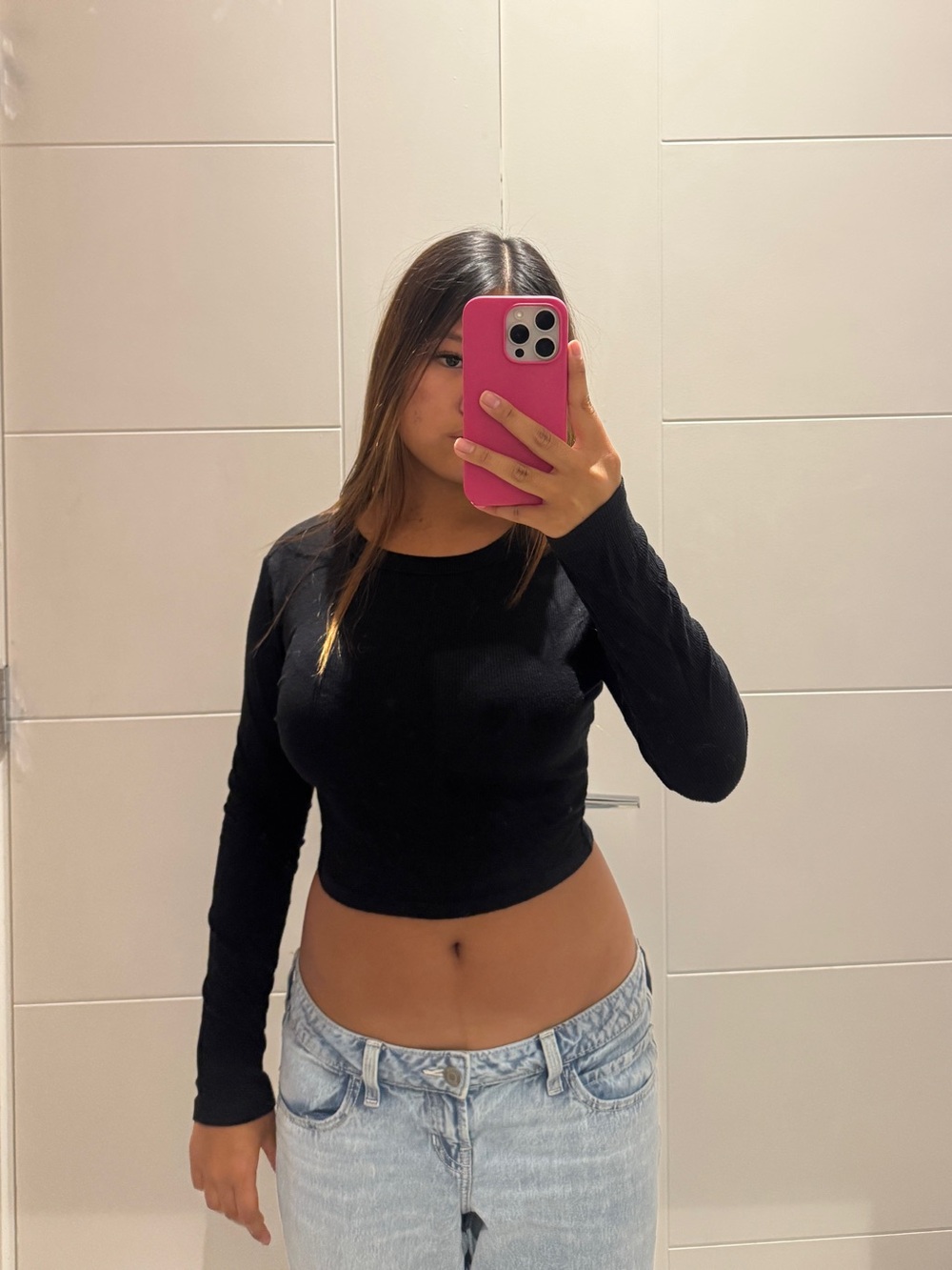 Black Long-Sleeve Cropped Top - Women's Casual Top